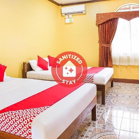 Oyo 422 Villa Emilia Pension House Đảo Đảo Panglao Ngoại thất bức ảnh