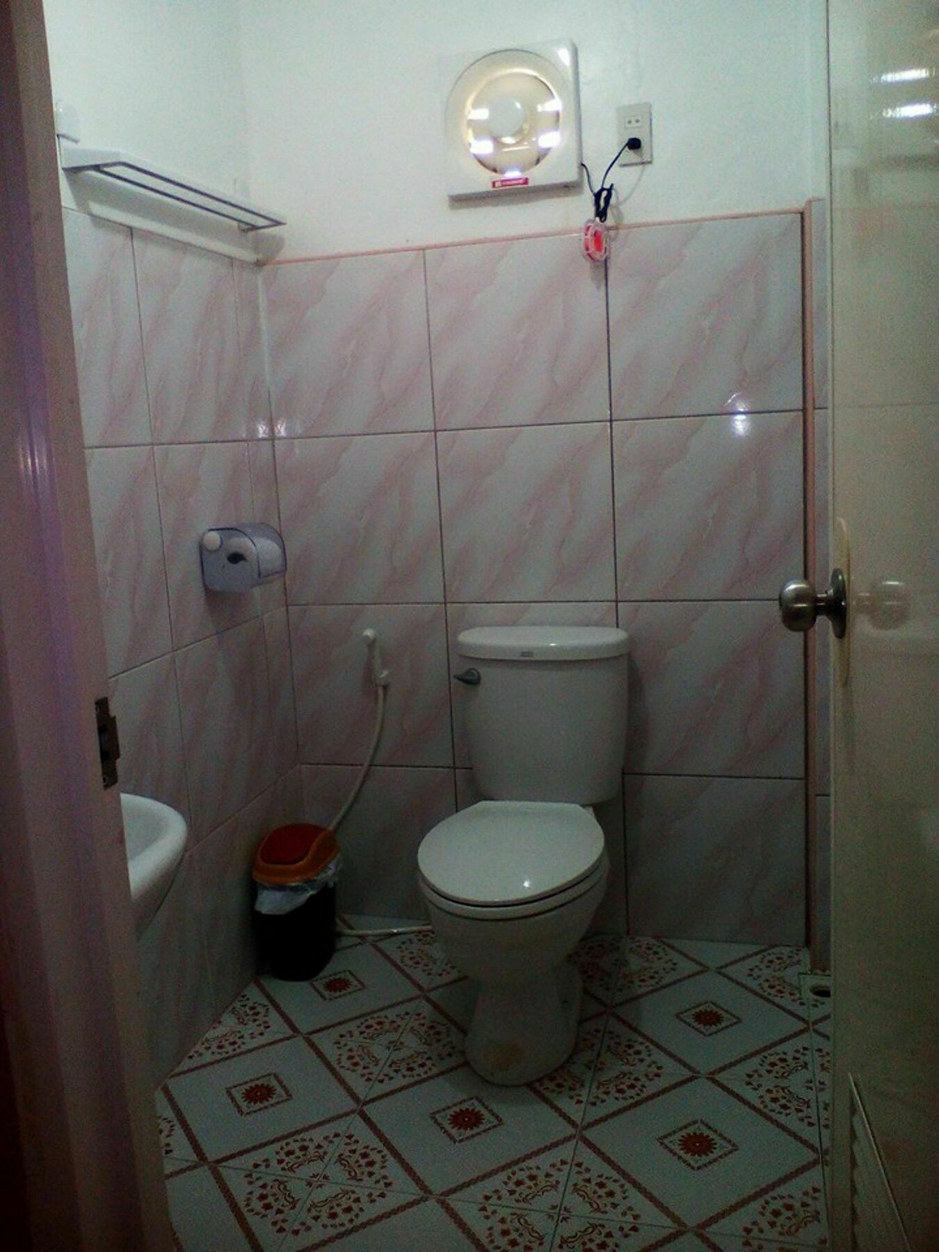 Oyo 422 Villa Emilia Pension House Đảo Đảo Panglao Ngoại thất bức ảnh