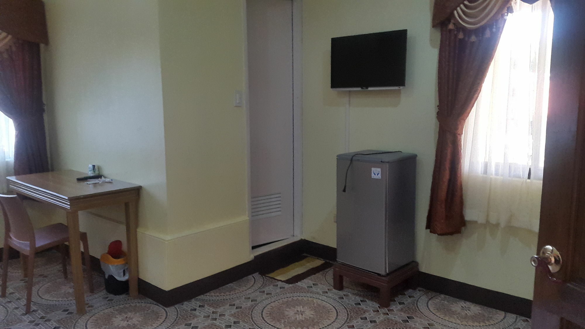 Oyo 422 Villa Emilia Pension House Đảo Đảo Panglao Ngoại thất bức ảnh