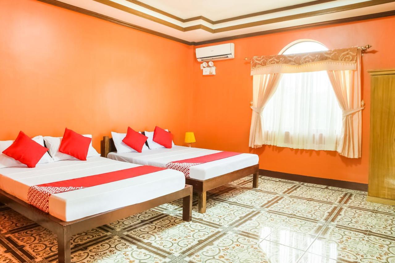 Oyo 422 Villa Emilia Pension House Đảo Đảo Panglao Ngoại thất bức ảnh